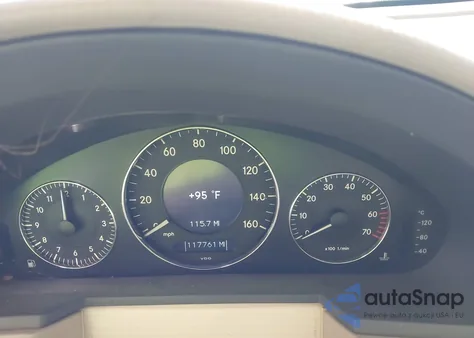 2003 Mercedes-Benz E 320 from USA, damaged, VIN WDBUF65J93X108874